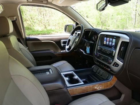 Used 2017 GMC Sierra 1500 SLT RWD image 45