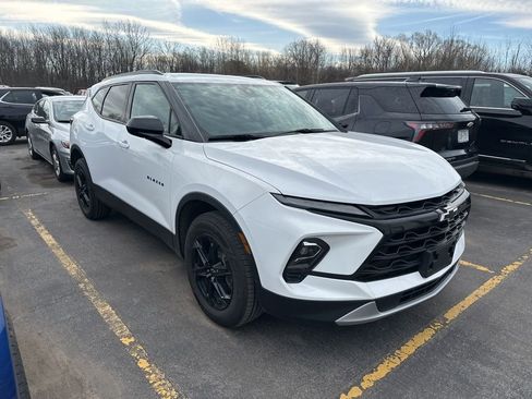 Used 2023 Chevrolet Blazer LT w/ Convenience Package image 1