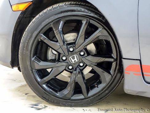 Used 2019 Honda Civic Sport image 11