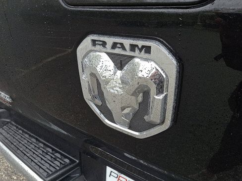 Used 2022 RAM 1500 Big Horn AWD/4WD image 29