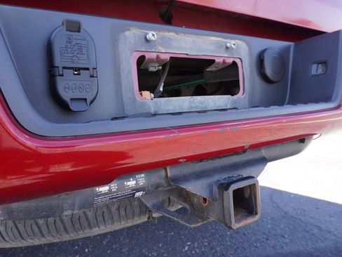 Used 2019 Chevrolet Colorado Z71 AWD/4WD image 10