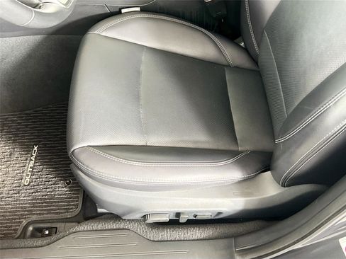 Used 2018 Subaru Outback 2.5i Limited AWD/4WD image 20