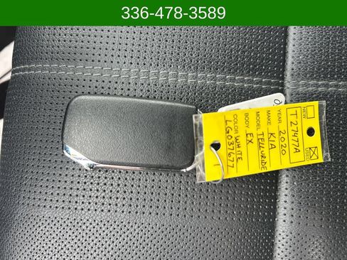 Used 2020 Kia Telluride EX FWD image 30