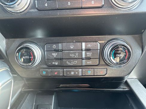 Used 2019 Ford F150 Platinum w/ Equipment Group 701A Luxury AWD/4WD image 17