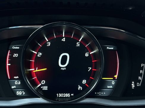 Used 2015 Volvo XC60 T5 Premier image 16