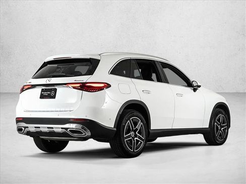 Certified 2026 Mercedes-Benz GLC 300 4MATIC image 5
