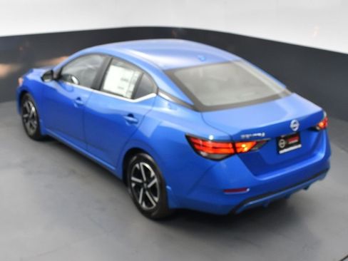 Used 2025 Nissan Sentra SV w/ Trunk Package image 48