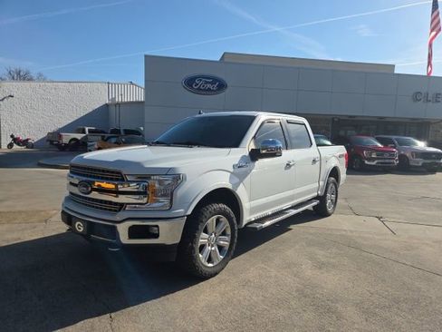 Used 2019 Ford F150 Lariat image 3