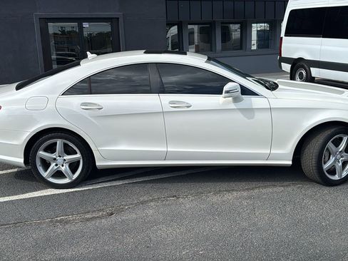 Used 2014 Mercedes-Benz CLS 550 4MATIC w/ Premium 1 Package image 2