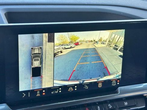 Used 2024 GMC Sierra 1500 SLT w/ SLT Premium Plus Package image 10