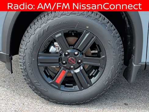Used 2026 Nissan Rogue SV AWD/4WD image 9