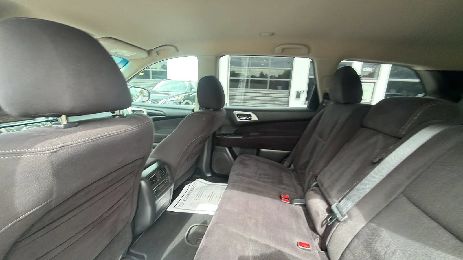 Used 2013 Nissan Pathfinder SV AWD/4WD image 33