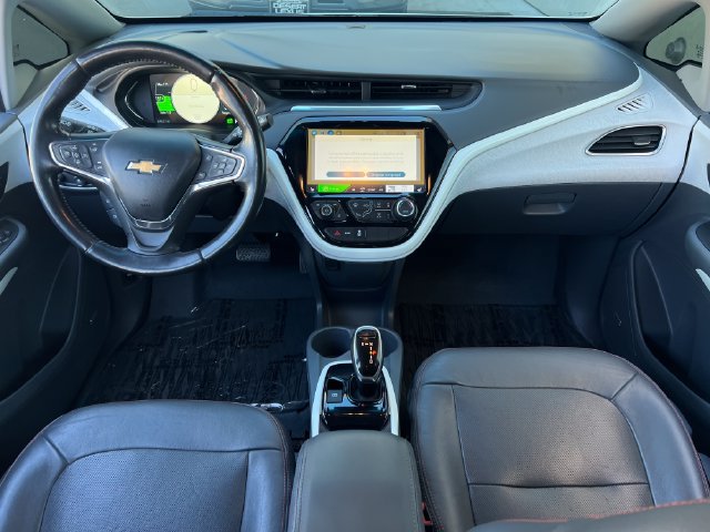 Used 2020 Chevrolet Bolt Premier w/ Infotainment Package FWD image 32