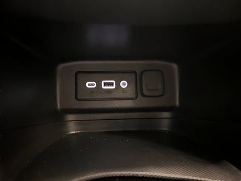 Used 2020 Chevrolet Equinox LT image 27