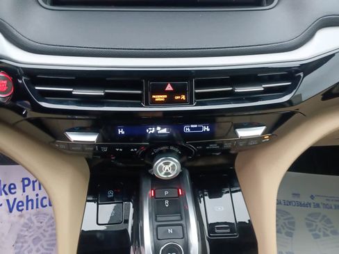 Used 2023 Acura MDX SH-AWD image 14