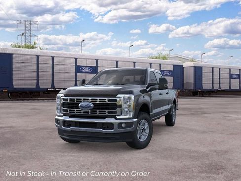 New 2026 Ford F250 XLT w/ FX4 Off-Road Package AWD/4WD image 2