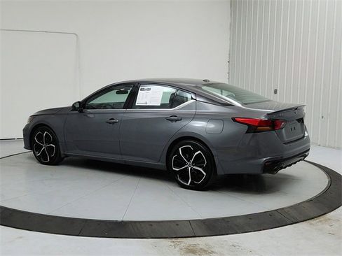 Used 2025 Nissan Altima 2.5 SR image 5