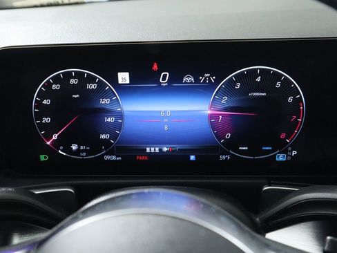 New 2026 Mercedes-Benz GLB 250 image 33