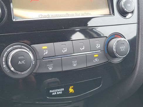 Used 2021 Nissan Rogue Sport S AWD/4WD image 32