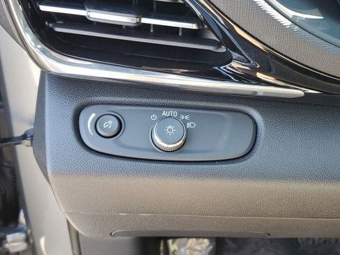 New 2026 Buick Envista Avenir FWD image 29