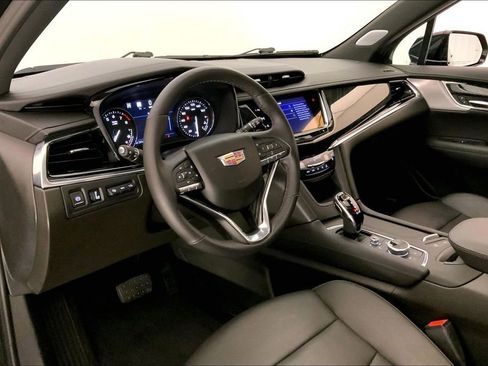 Used 2023 Cadillac XT6 Premium Luxury w/ Technology Package AWD/4WD image 21
