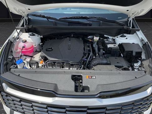 New 2026 Kia Sportage EX image 42
