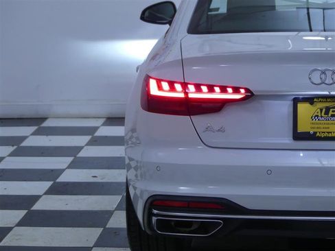 Used 2022 Audi A4 2.0T Premium Plus image 32