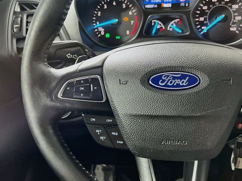 Used 2018 Ford Escape SE w/ SE Sport Appearance Package FWD image 19