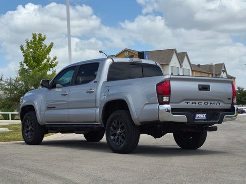 Used 2021 Toyota Tacoma SR5 RWD image 7