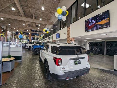 New 2026 Ford Explorer Active image 34