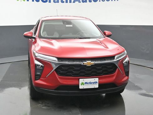 New 2026 Chevrolet Trax LS w/ LS Convenience Package image 4