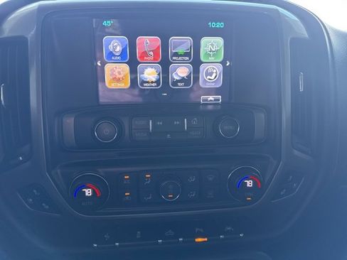 Used 2018 Chevrolet Silverado 1500 High Country image 21