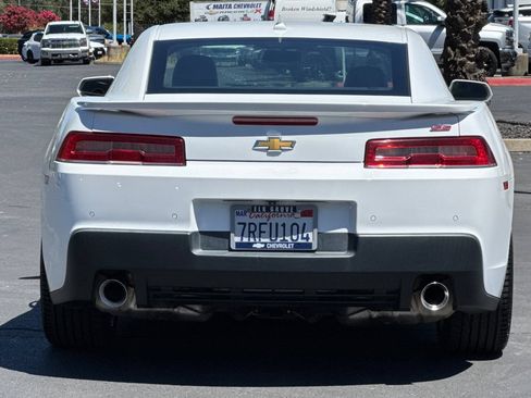 Used 2015 Chevrolet Camaro SS w/ RS Package RWD image 4