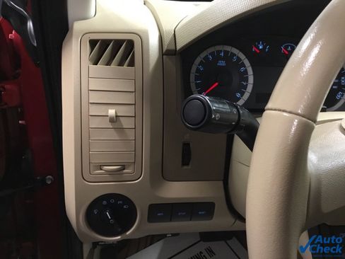 Used 2011 Ford Escape XLT image 26