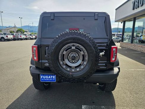 Certified 2024 Ford Bronco Badlands AWD/4WD image 8