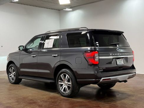 Used 2024 Ford Expedition Limited AWD/4WD image 5