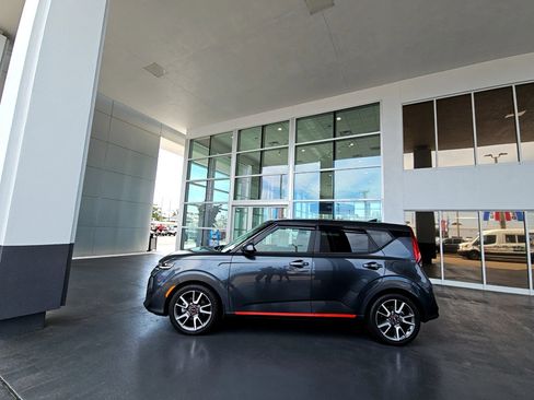 Used 2020 Kia Soul GT-Line Turbo FWD image 42