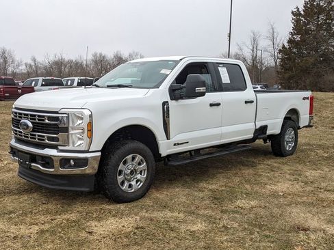 Certified 2024 Ford F350 XLT image 7