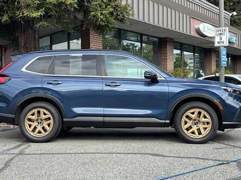 Used 2024 Honda CR-V Sport image 3