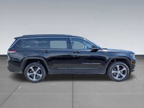 Used 2025 Jeep Grand Cherokee L Limited w/ Trailer Tow Package AWD/4WD image 6