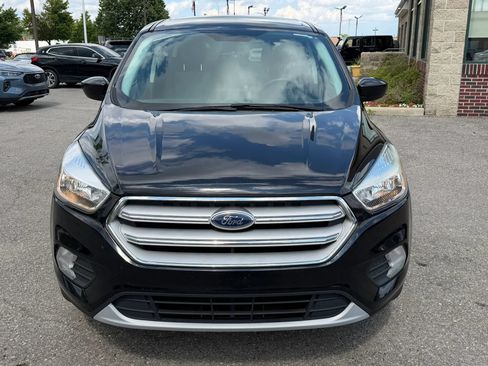 Used 2019 Ford Escape SE FWD image 8