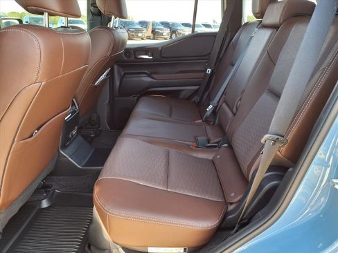 Used 2025 Toyota Land Cruiser image 20