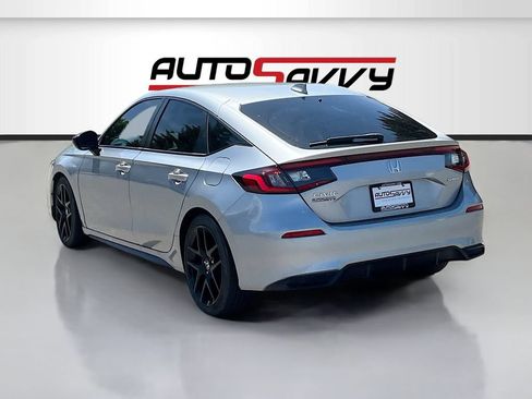 Used 2023 Honda Civic Sport image 5