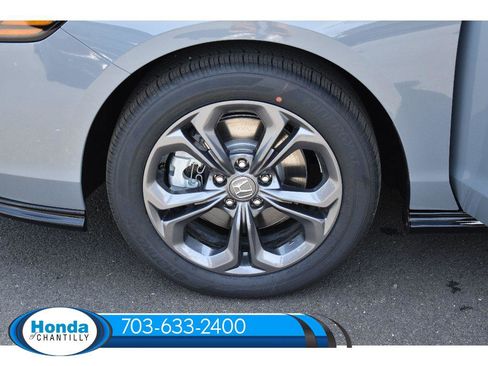 New 2026 Honda Accord Hybrid EX-L image 34