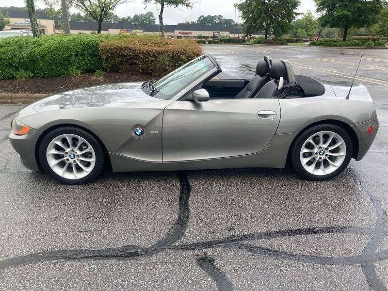 Used 2003 BMW Z4 2.5i RWD image 12