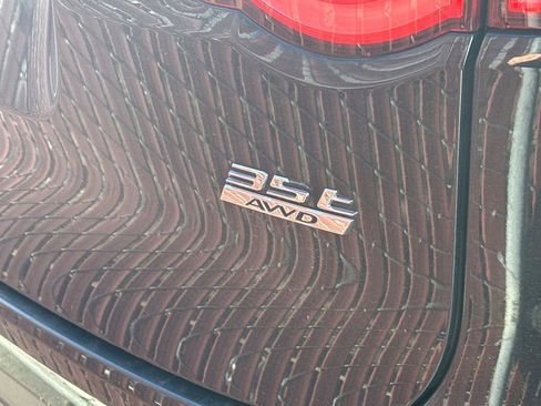 Used 2017 Jaguar F-PACE Prestige image 6
