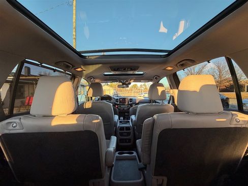 Used 2017 Honda Pilot Elite image 26