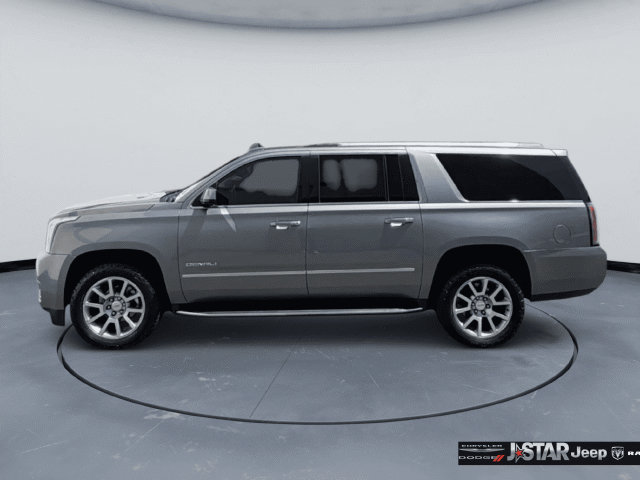 Used 2020 GMC Yukon XL Denali RWD image 8