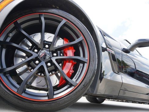 Used 2019 Chevrolet Corvette Grand Sport RWD image 11