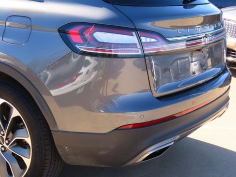 Certified 2023 Lincoln Nautilus Reserve w/ Luxury Package image 14